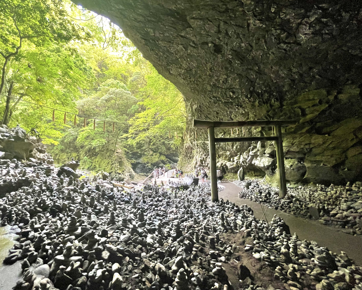 Hososhima Private Shore Excursion: Takachiho Gorge & Shrines 6H